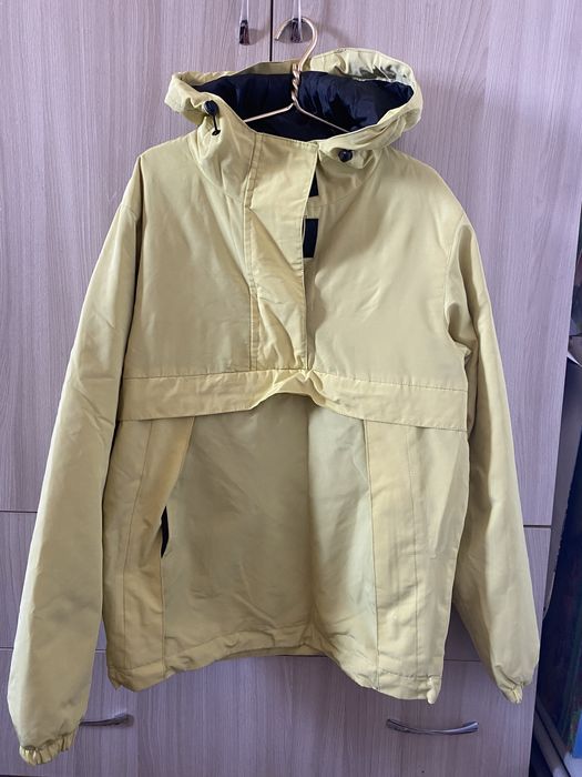 Демисезонная женская куртка анорак теплая водоотталкивающая