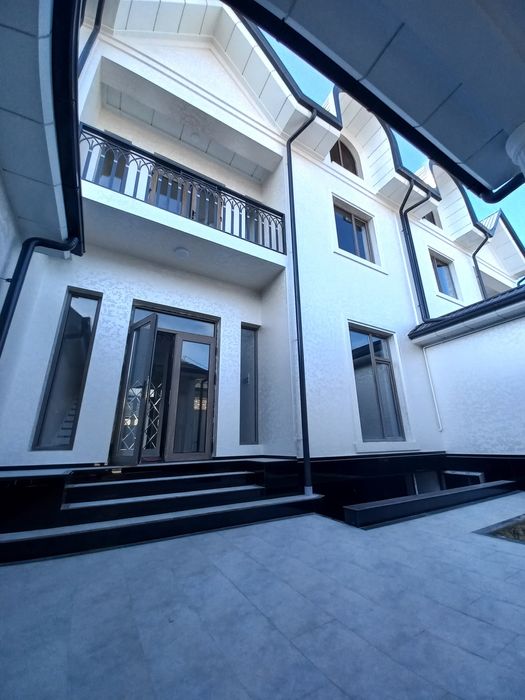 Хонобод Жакей чойхонаси 1.5-сот 5-хона Евроремонт 200м²
