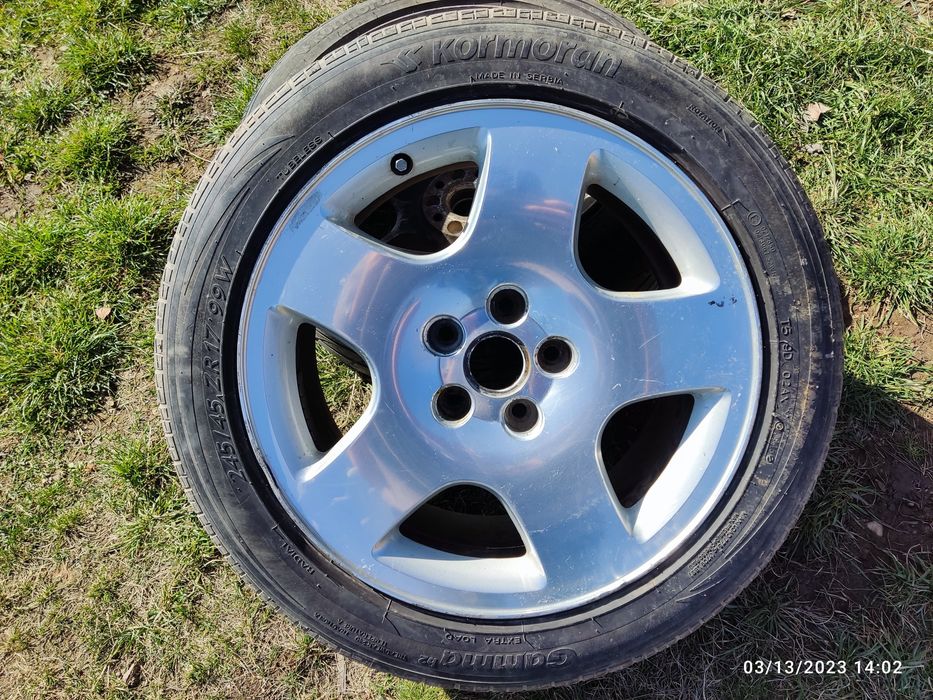 Vând 5 roti la preț de jante. Jante originale din alu AUDI R17 5X112