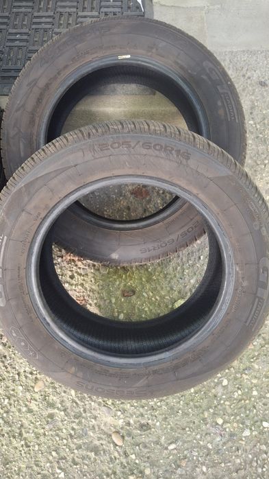 Vând Anvelope All Season 205/60R16 92H (dețin factură)
