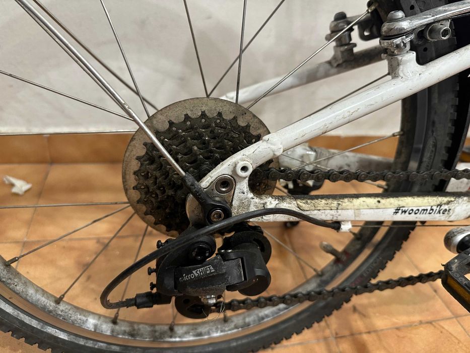 Woom 4 детско колело червено бяло