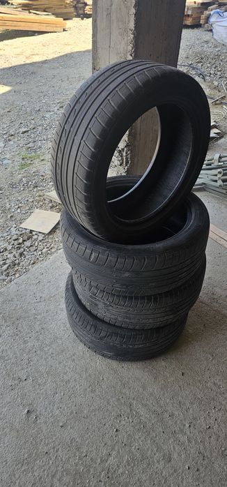 4 броя 225/45/17 Dunlop sport max