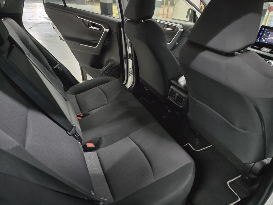 TOYOTA RAV-4 HYBRID 4X4 – 222c.p,Cutie Automata,Xenon,Navigatie,