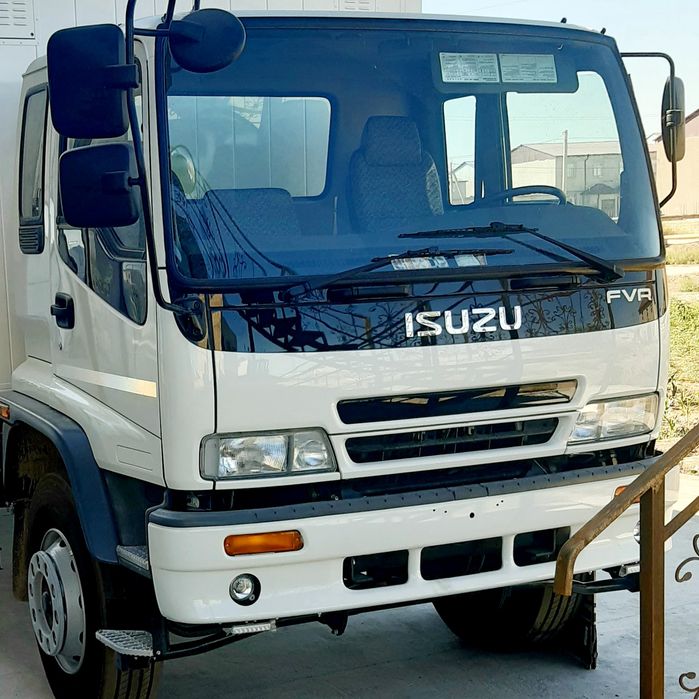 Исузи 10 тонна сотилади