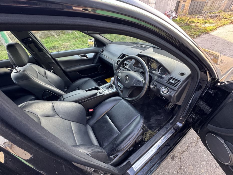 Mercedes C200cdi / OM651-двигател / AMG - пакет / 2010г. / НА ЧАСТИ!!