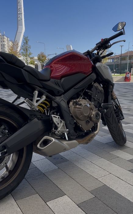 Motocicleta Honda CB650R  A/A2