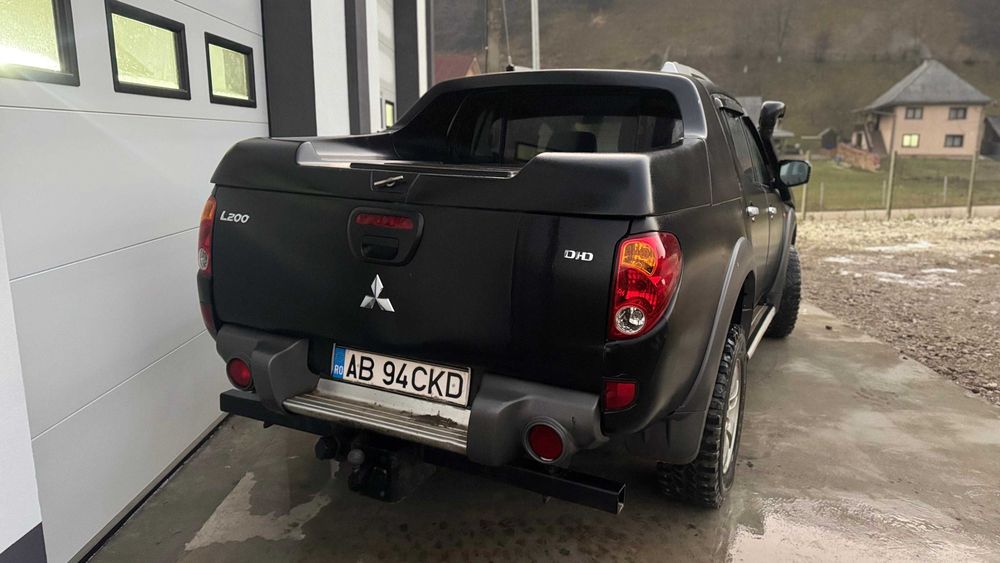 Mitsubishi L200  4x4 Troliu 6.5T  Webasto Hardtop omologat