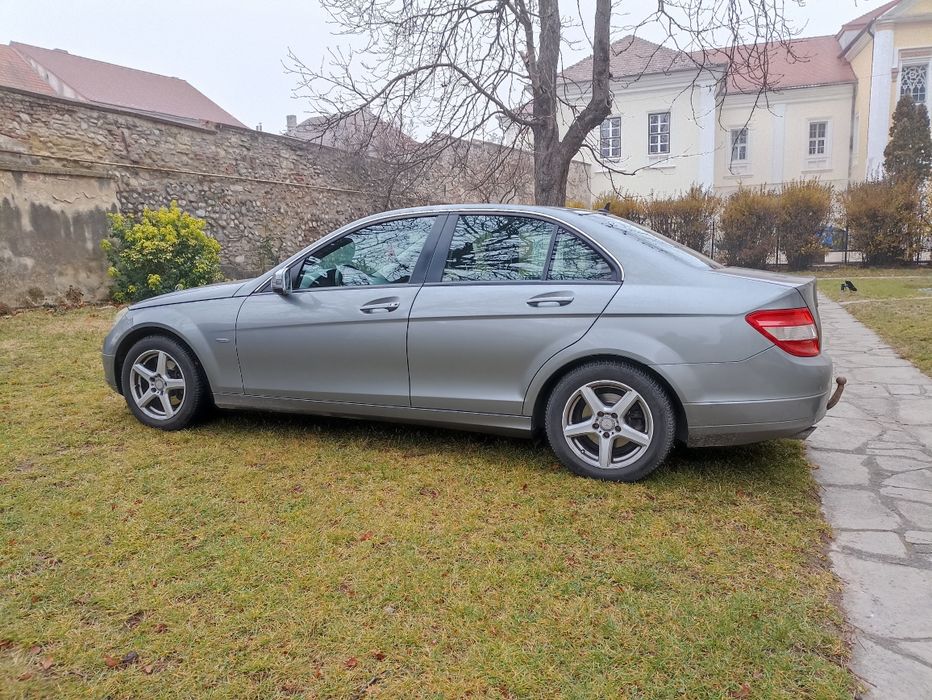 MERCEDES-BENZ C-Class 2010 — imagine 3