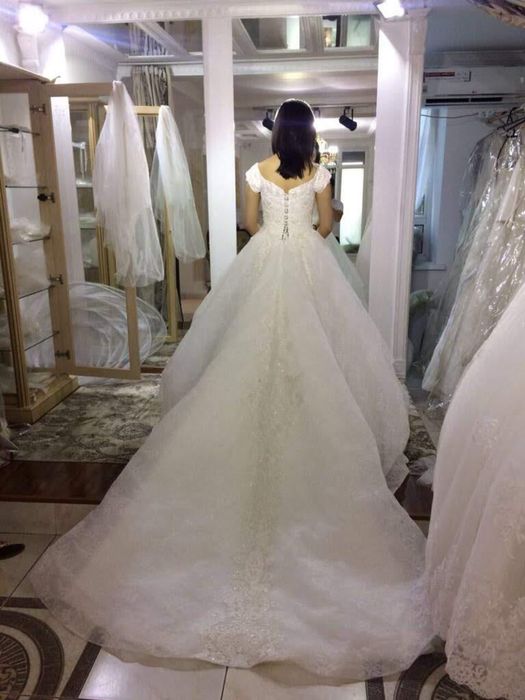 Свадебное платье