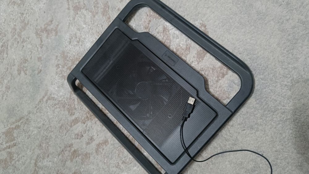 Продается подставка для ноутбука и мышка