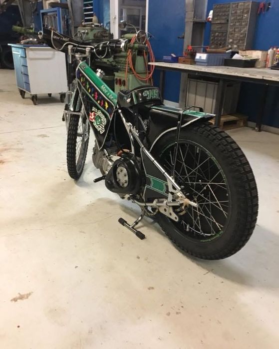 Гуми 19” за мотор