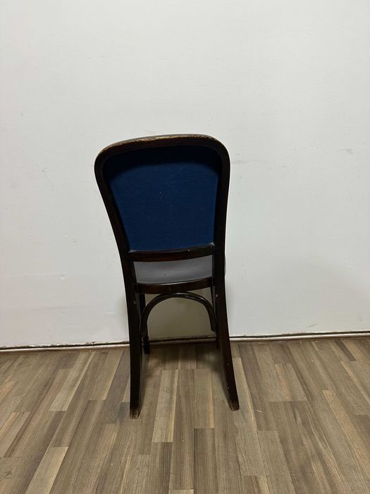 Scaun Vintage din lemn; Scaun cu spatar tapitat