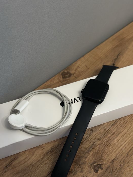 Apple Watch  SE 2 44mm