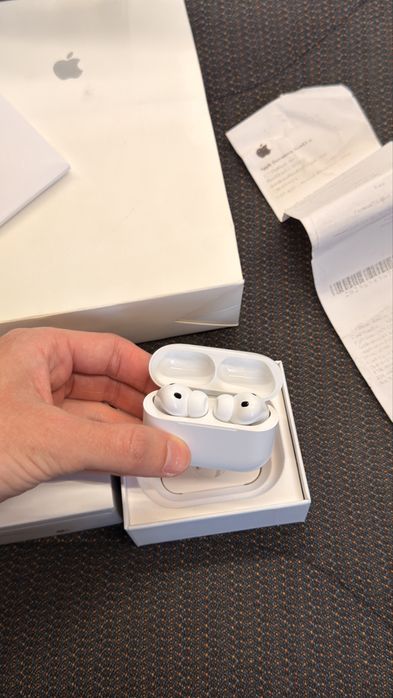 Air pods pro 3  le vand ca m-am mutat pe android