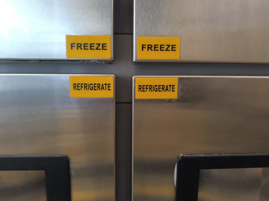 Холодильный шкаф. Холодильник шкаф Музлатгич шкаф. 2  эшикли