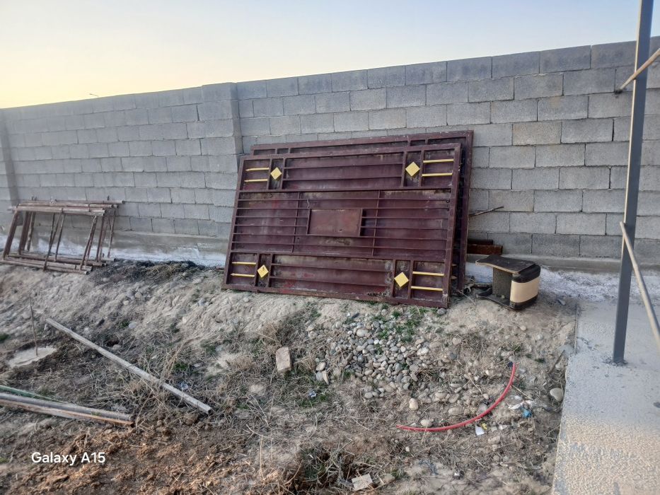 Ворота гаража   .