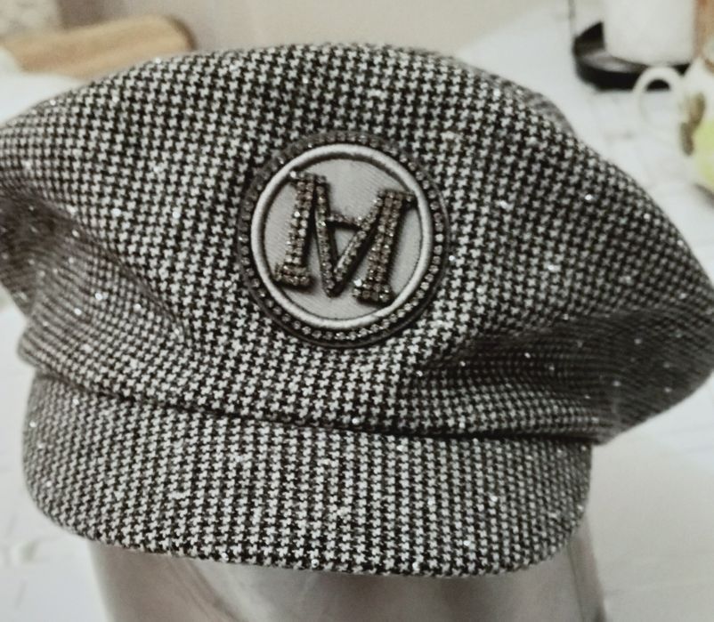 Модная кепка. Новая.