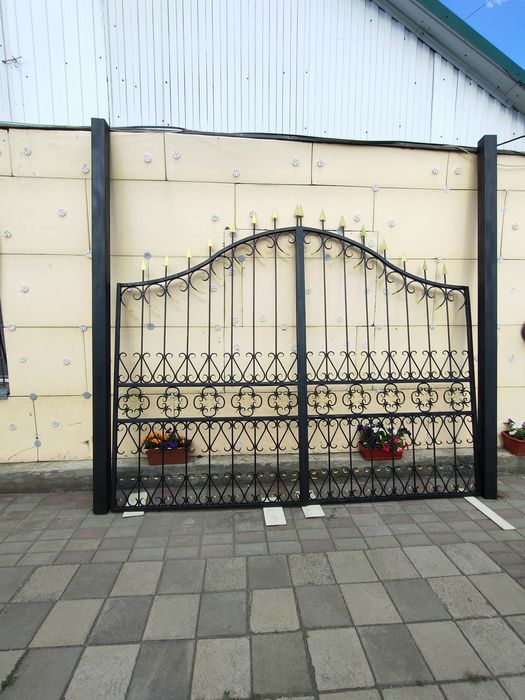 Ворота кованные,б/у отличное состояние