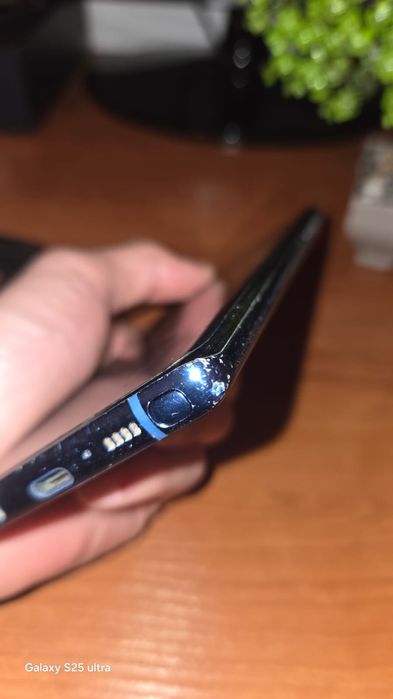 Samsung Galaxy Note 8 and Note 9