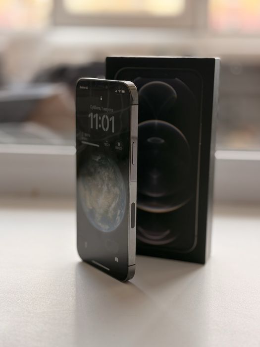 Продам iphone(айфон) 12 про макс