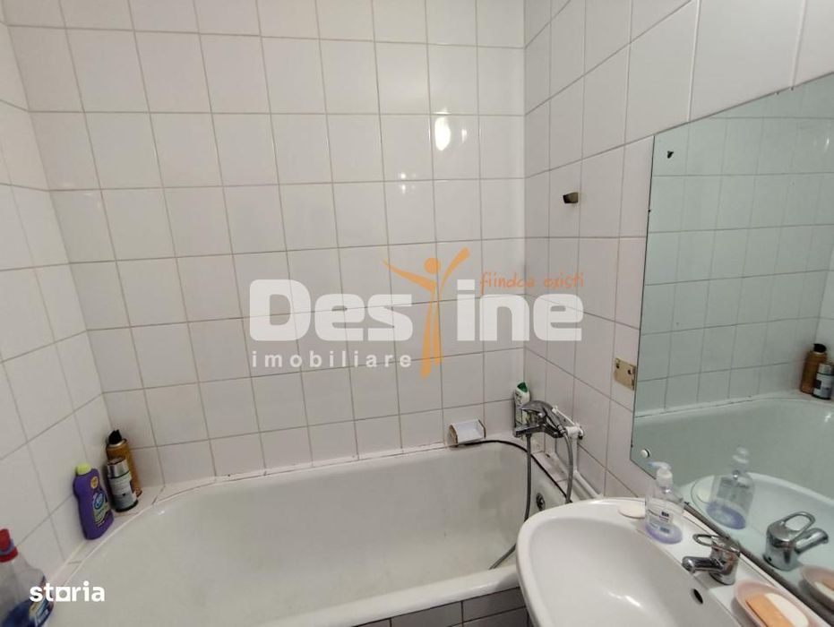 Ultracentral, 2 camere decomandat, zona Hale, 50.4mp Su.