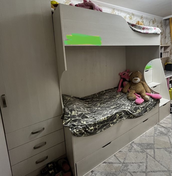 Кровать двухярусная