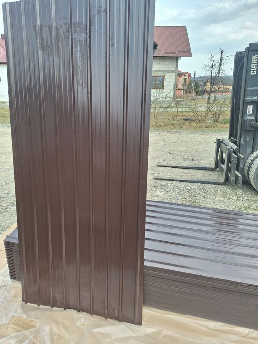 Tabla cutata colorata si zincata