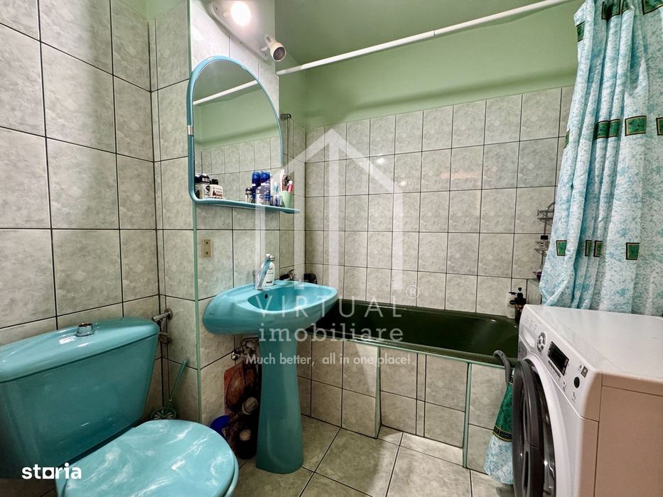 Apartament decomandat cu 3 camere, 55mp utili, pivnita, Valea Aauri