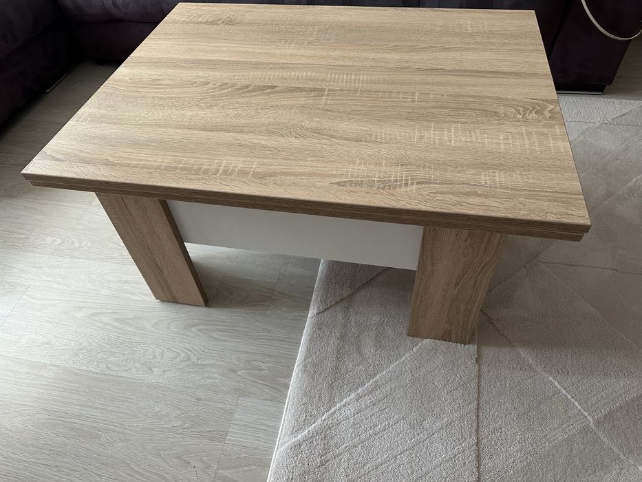 Маса с повдигащ механизъм