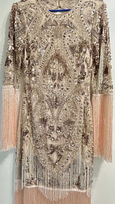 Rochie bijuterie