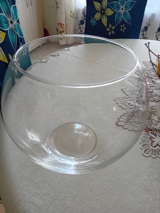 Bol sticlă pentru pești