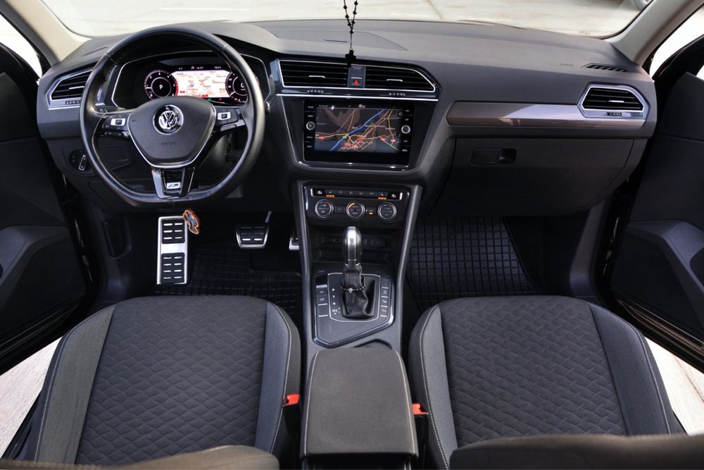 Volkswagen Tiguan R-Line 2.0 TDI /2019/Unic Proprietar de Nou/Virtual Cockpit/LED