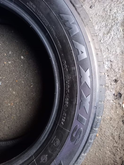 Резина Maxxis. 23 тыс
