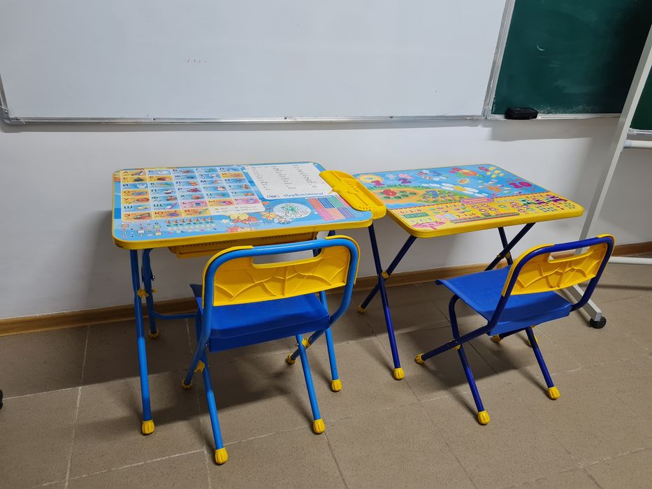 Продаю детский стул и стол. Набор!