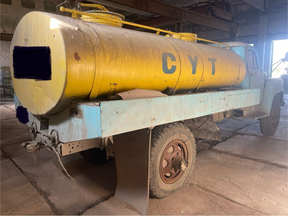 Молоквоз на базе ГАЗ-53