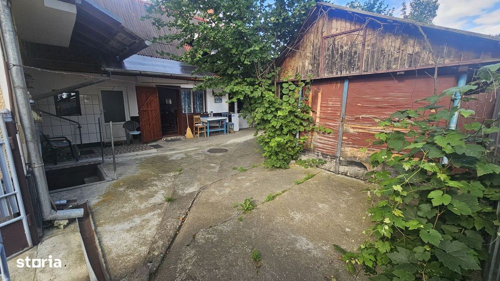 Casă spațioasă cu teren generos – Lerești, Argeș