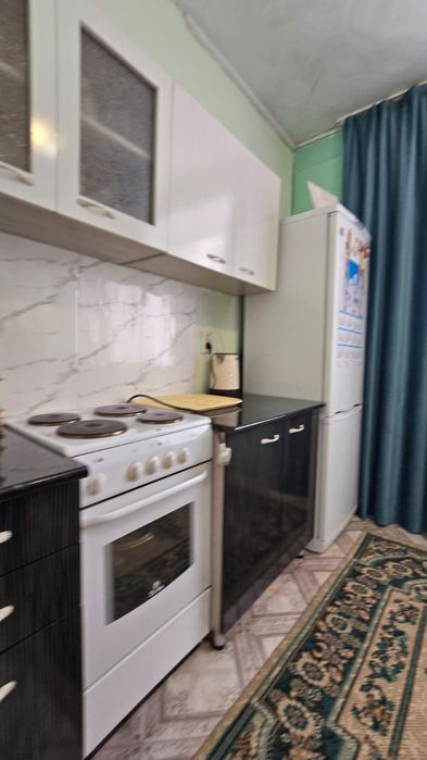 Продам 3 комн.квартиру район Холодный ключ