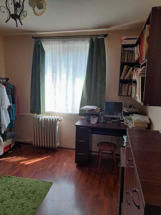 Vand apartament 3 camere - Drumul Taberei, București.