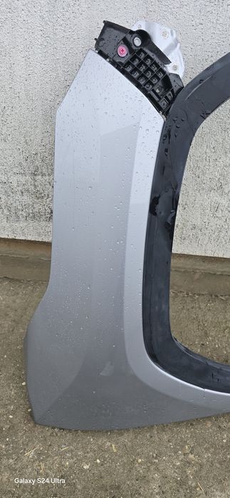 Aripa dreapta fata toyota rav4 hybrid