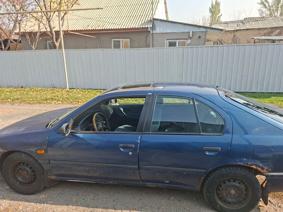 Продам машину Nissan