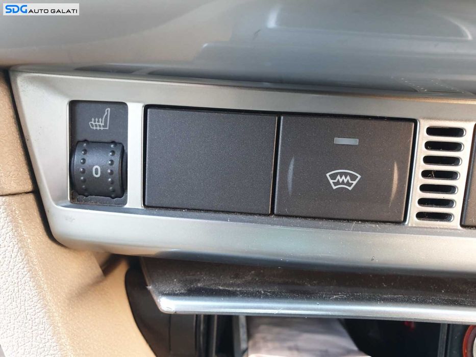Buton Butoane Degivrare Incalzire Geam Parbriz Sticla Luneta Ford Focus 2 Cabrio Decapotabil 2004 - 2010