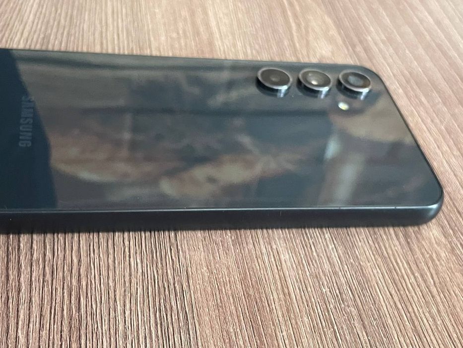 Samsung a54 8/256  обмен на Iphone