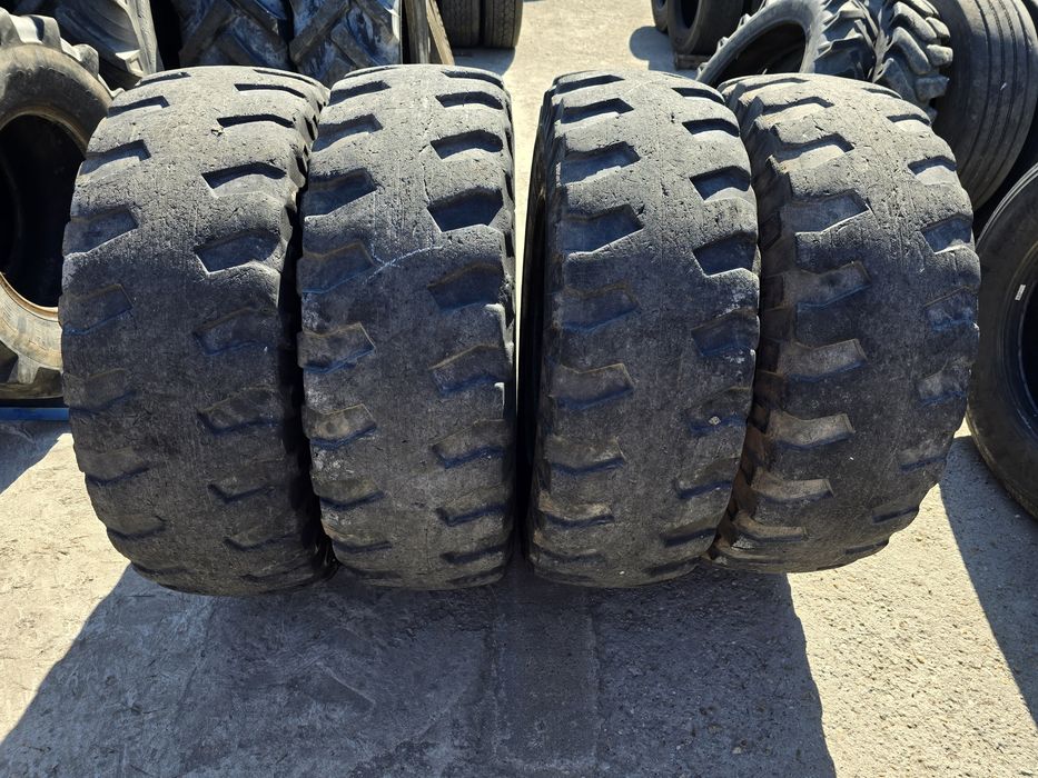 Anvelope 12.5r20 sau 335-80r20 Michelin