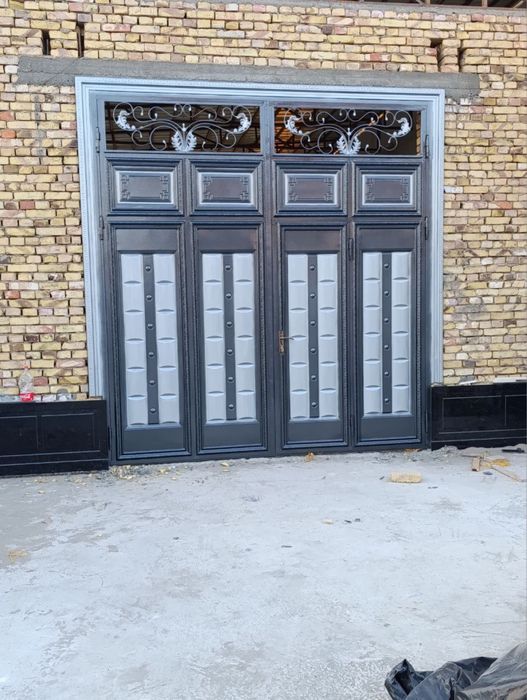 Temir darvoza va eshiklar