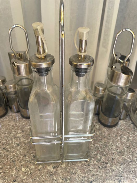 Suport di otel inoxidabil cu 4 recipienti in sticla