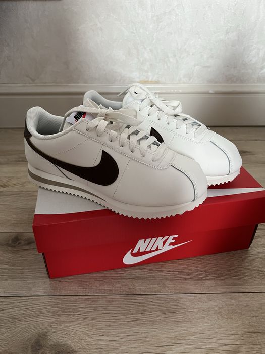 Оригинал Nike  новый .