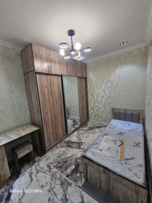 Вогзал 48 мактаб худудида жойлашган 3 хонали квартира сотилади