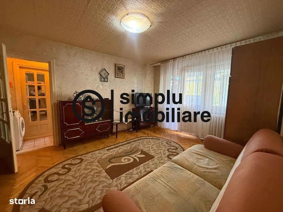 Apartament 3 camere semidecomandat et 2/4