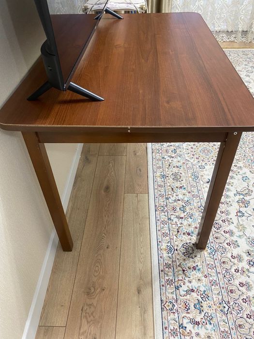 Продам куханный стол