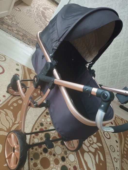 Продам коляску всё имеется в комплекте.